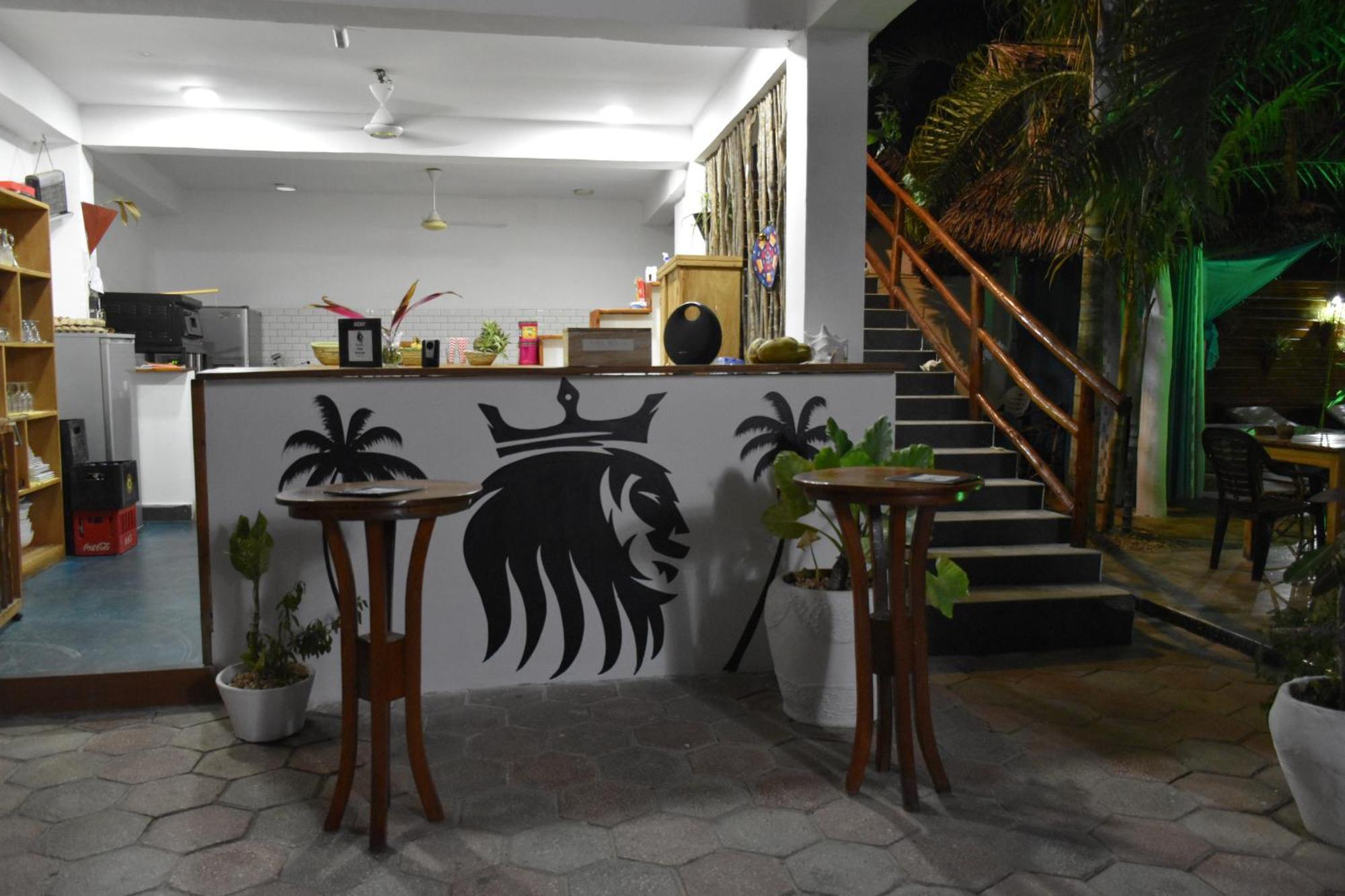 Cezere The Palm Hotel Паже Екстериор снимка