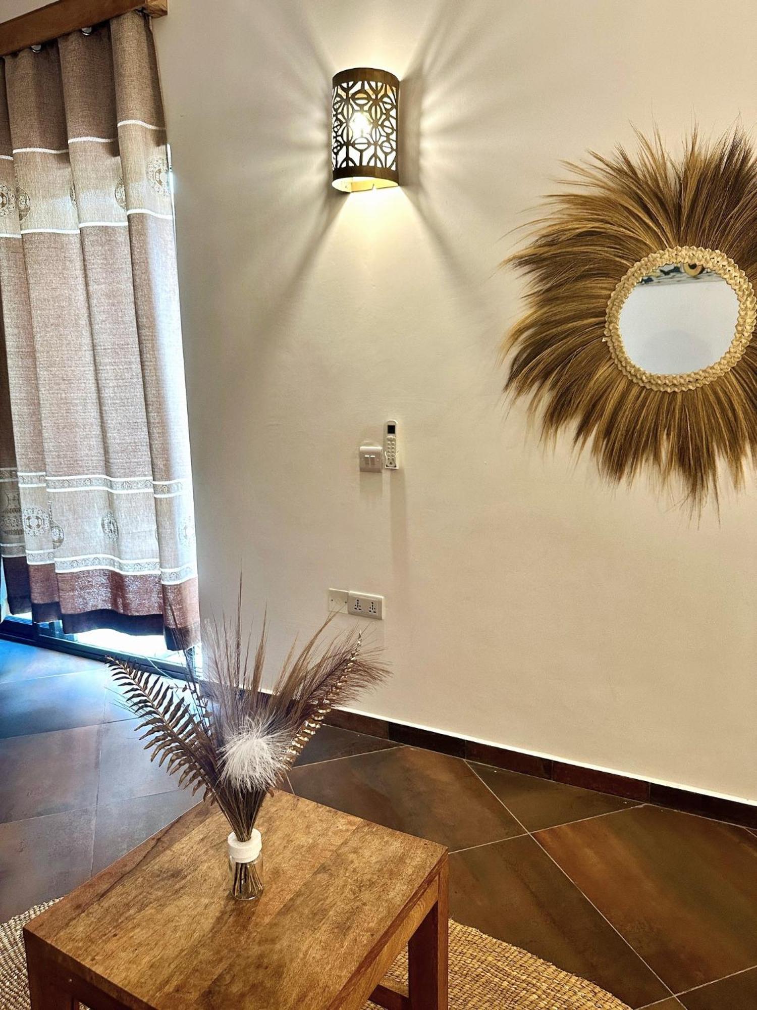 Cezere The Palm Hotel Паже Екстериор снимка